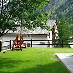 Отель Locanda Del Lysjoch 3*