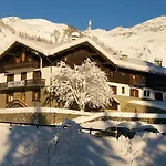 Locanda Del Lysjoch Отель 3*