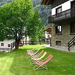 Locanda Del Lysjoch Отель Грессоней-ла-Трините