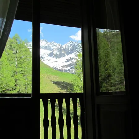 Del Lysjoch Gressoney-la-Trinité