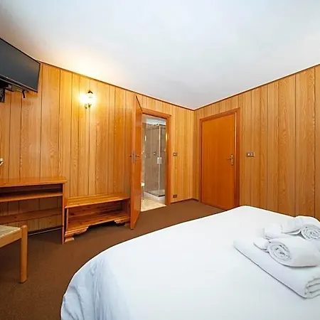 Hotel Locanda Del Lysjoch 3*